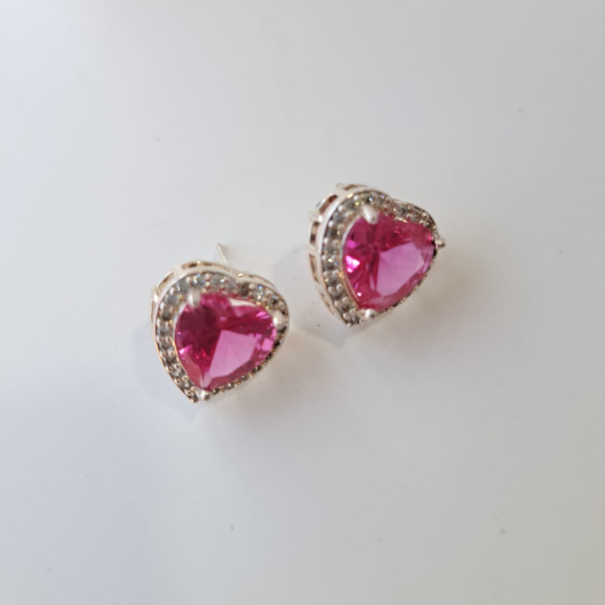 Brinco Coração Pink Zircônias