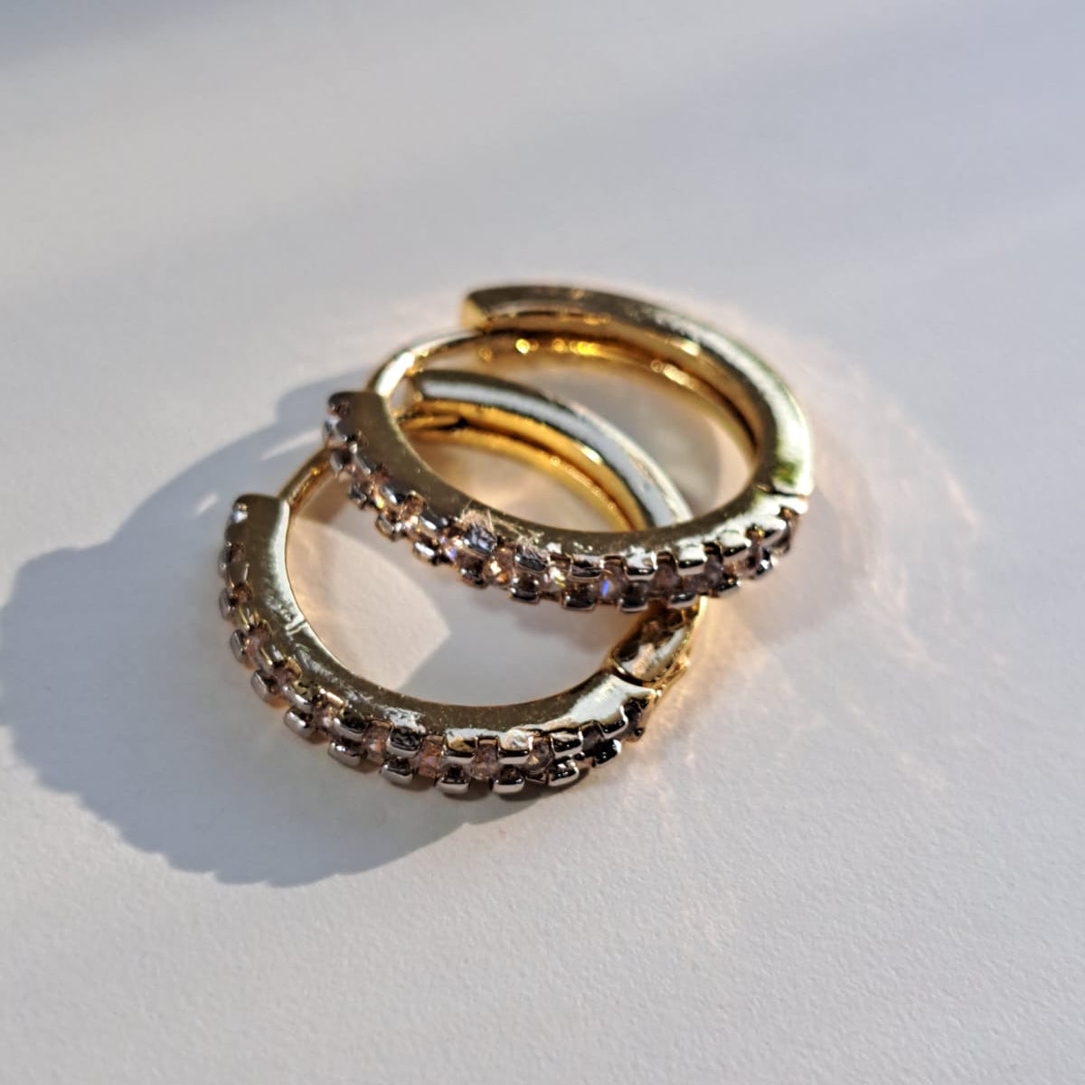 Argola Maria Cravejada Zircônias G