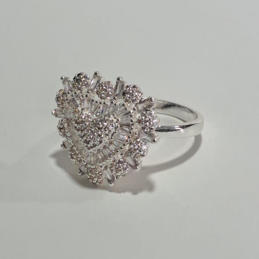 Anel Queen Zircônias PL