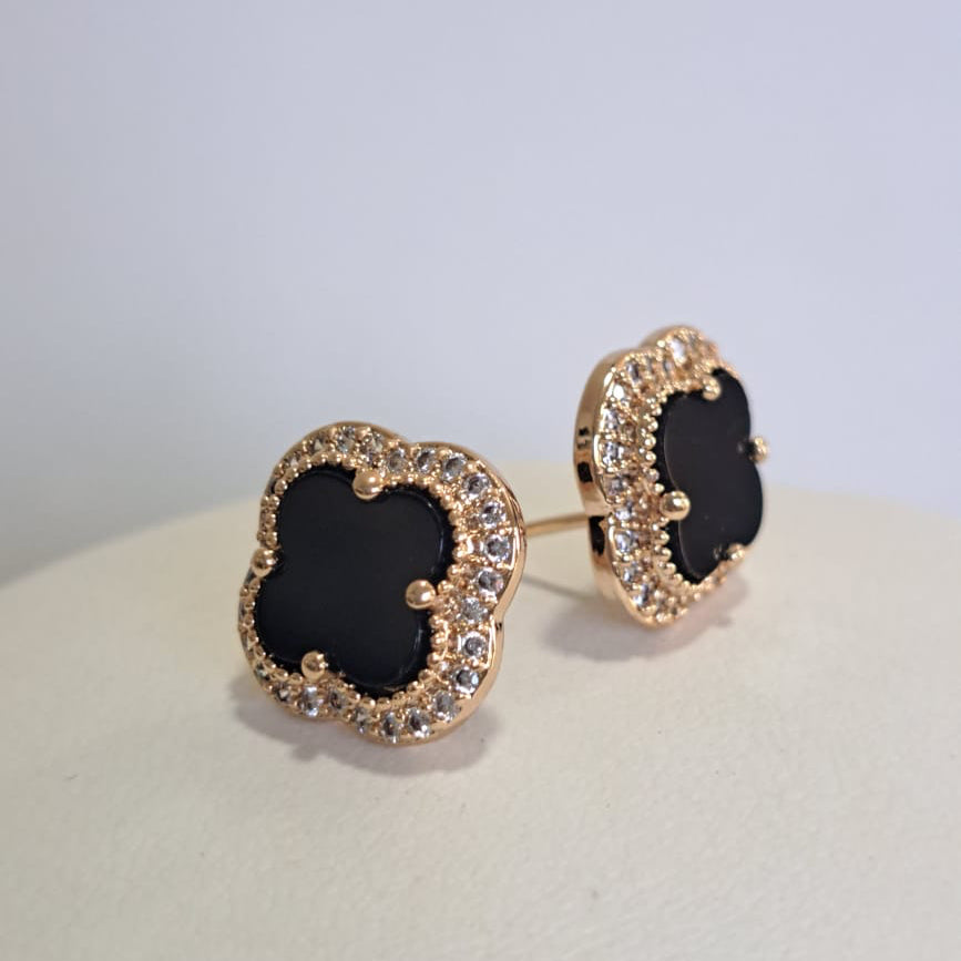 Conjunto Especial Flor VC Preto Zircônias