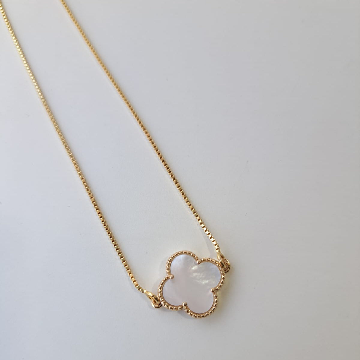 Colar Madrepérola Trevo