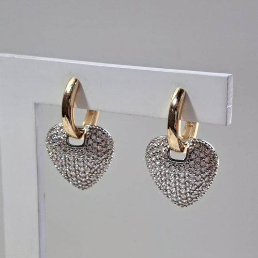 Produto: Argola Coração Cravejado Zircônias