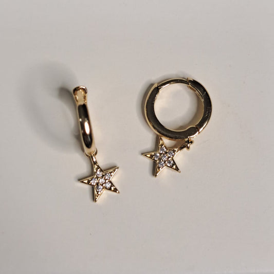 Brinco Infantil Estrela Zircônia P