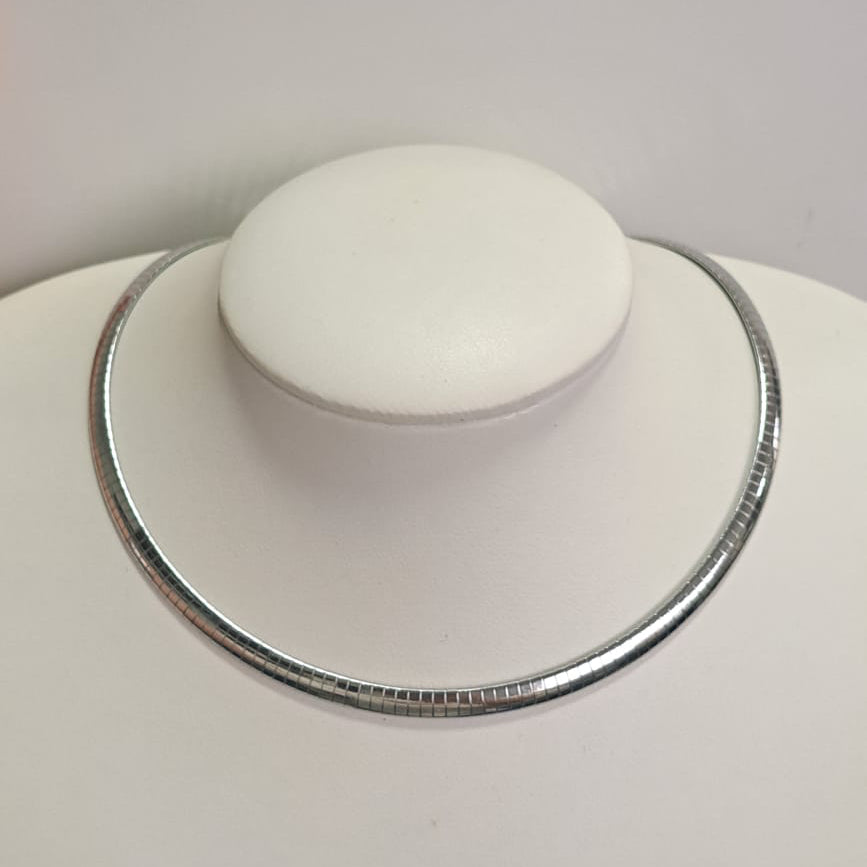 Choker Snaker Laminada Ródio