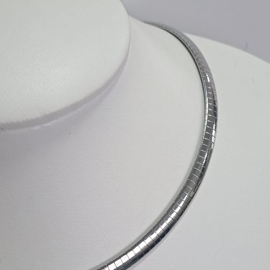 Choker Snaker Laminada Ródio