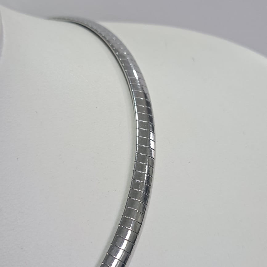 Choker Snaker Laminada Ródio