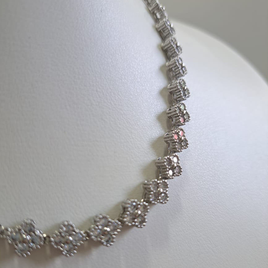 Colar Flowers Zircônias VC Ródio