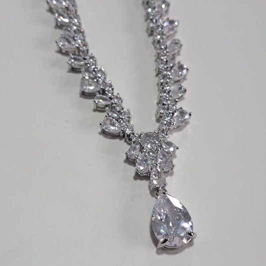 Colar Queen Zircônias RB