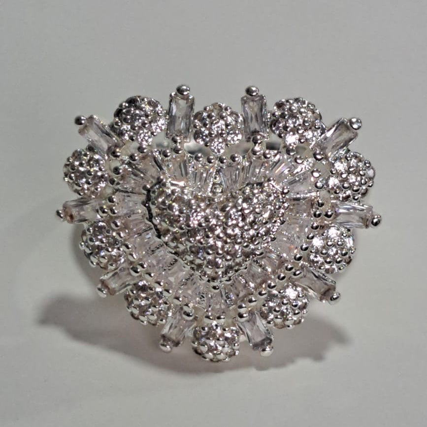 Brinco Queen Zircônias PL