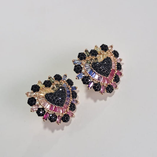 Brinco Queen Coração Negro Zircônias Dourado