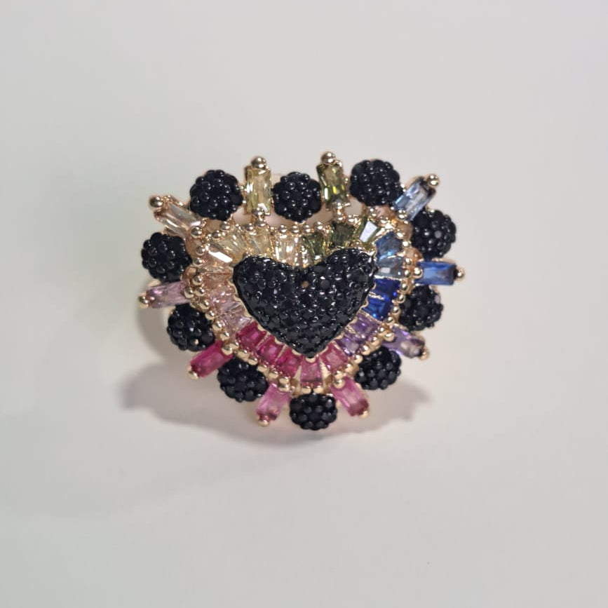 Anel Queen Coração Negro  Zircônias Dourado