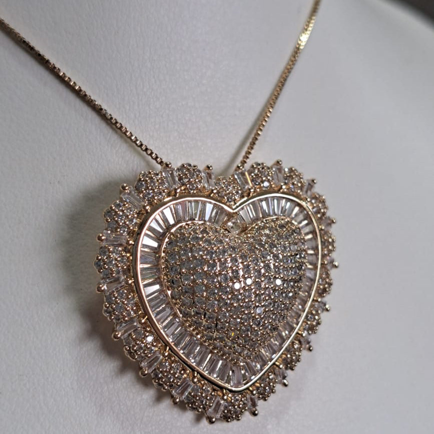 Colar Queen Coração Zircônias Dourado
