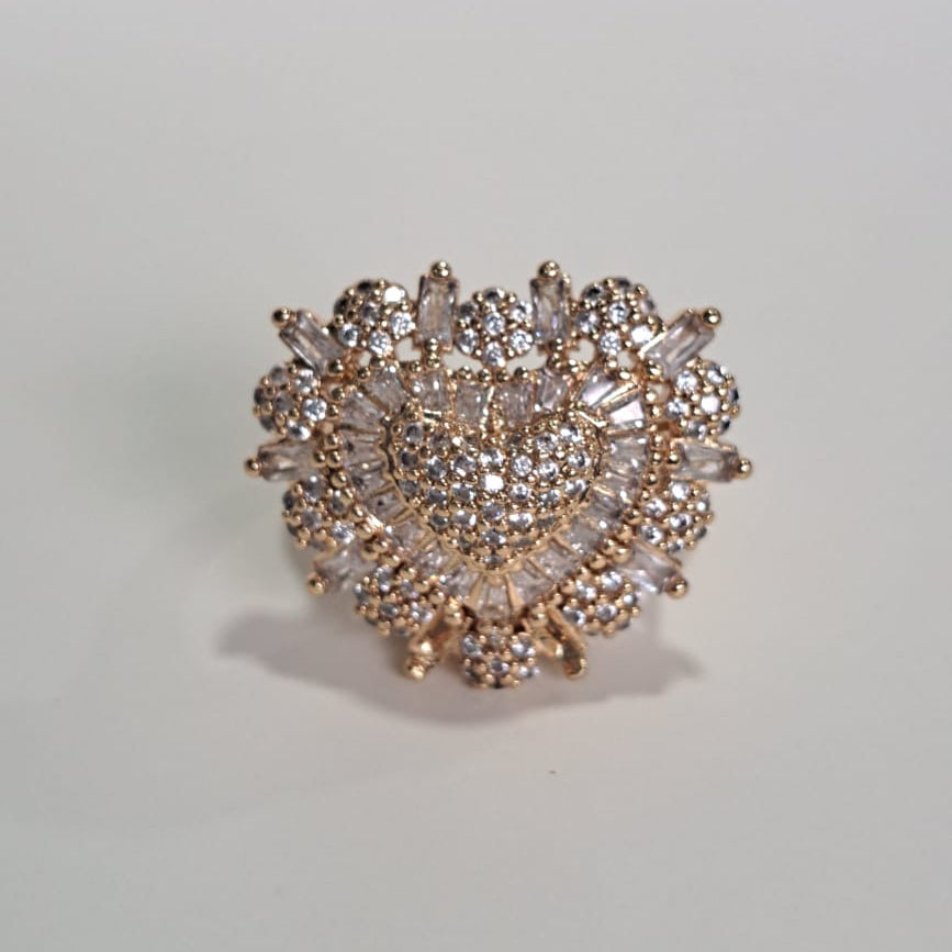 Anel Queen Coração Zircônias Dourado