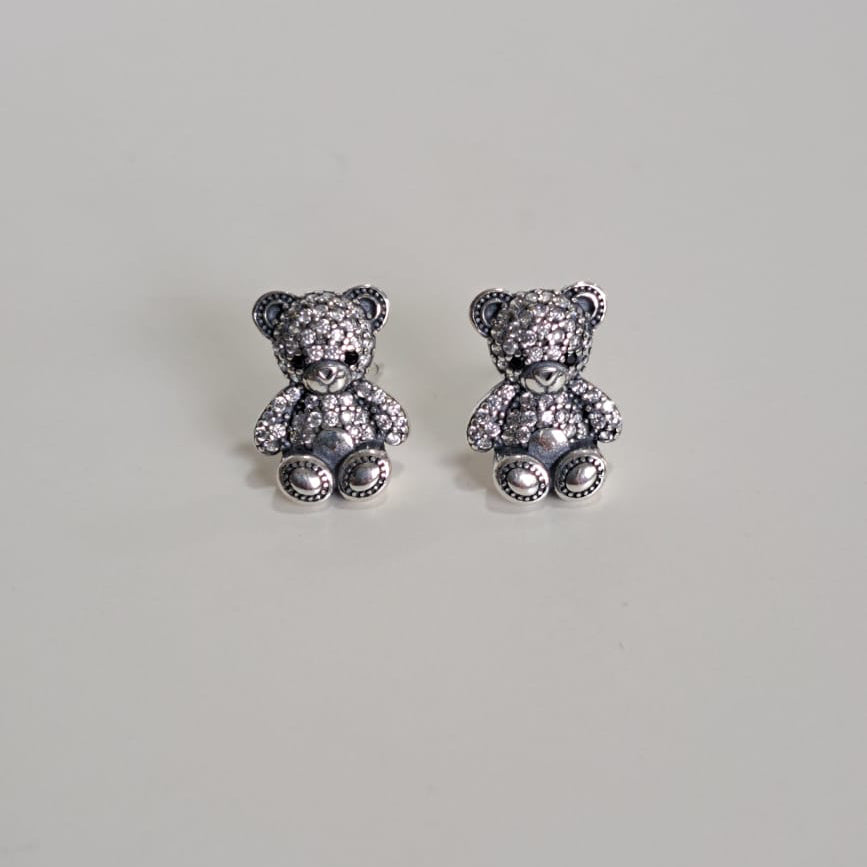 Brinco Coleção Dora Urso Cravejado