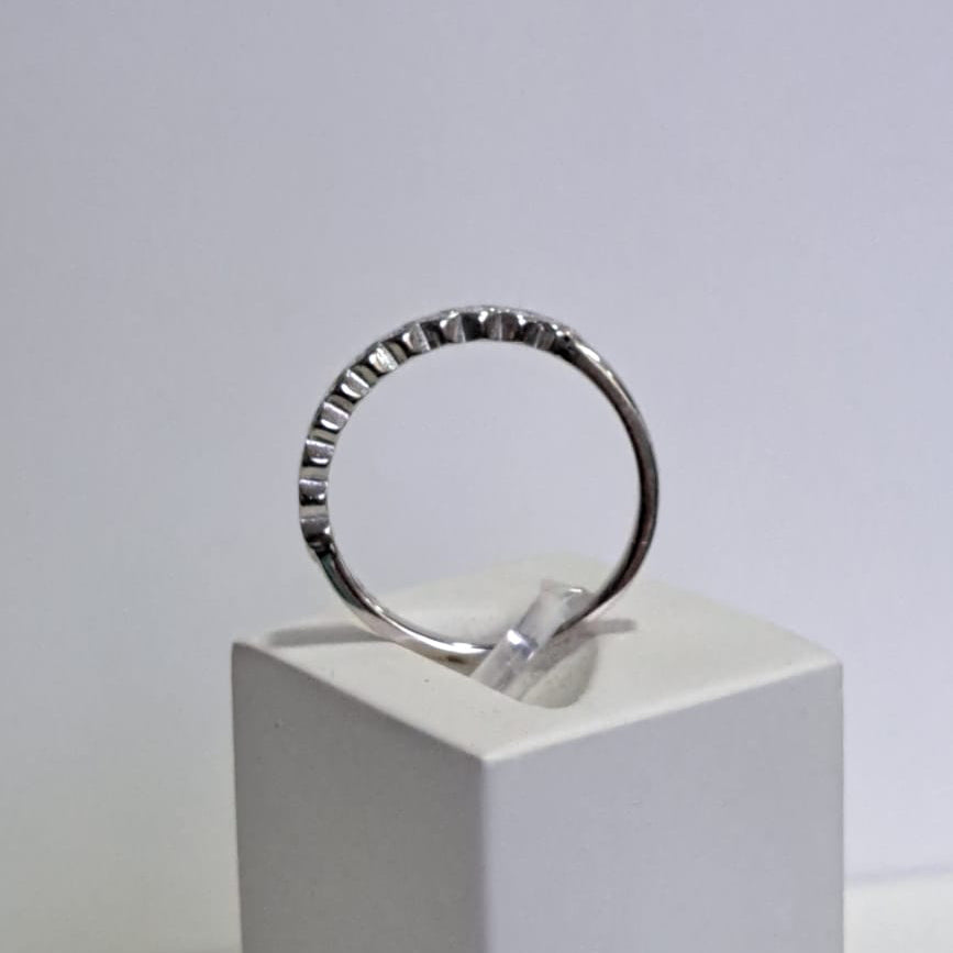 Anel Coleção Dora Aparador Cravejado Zircônias