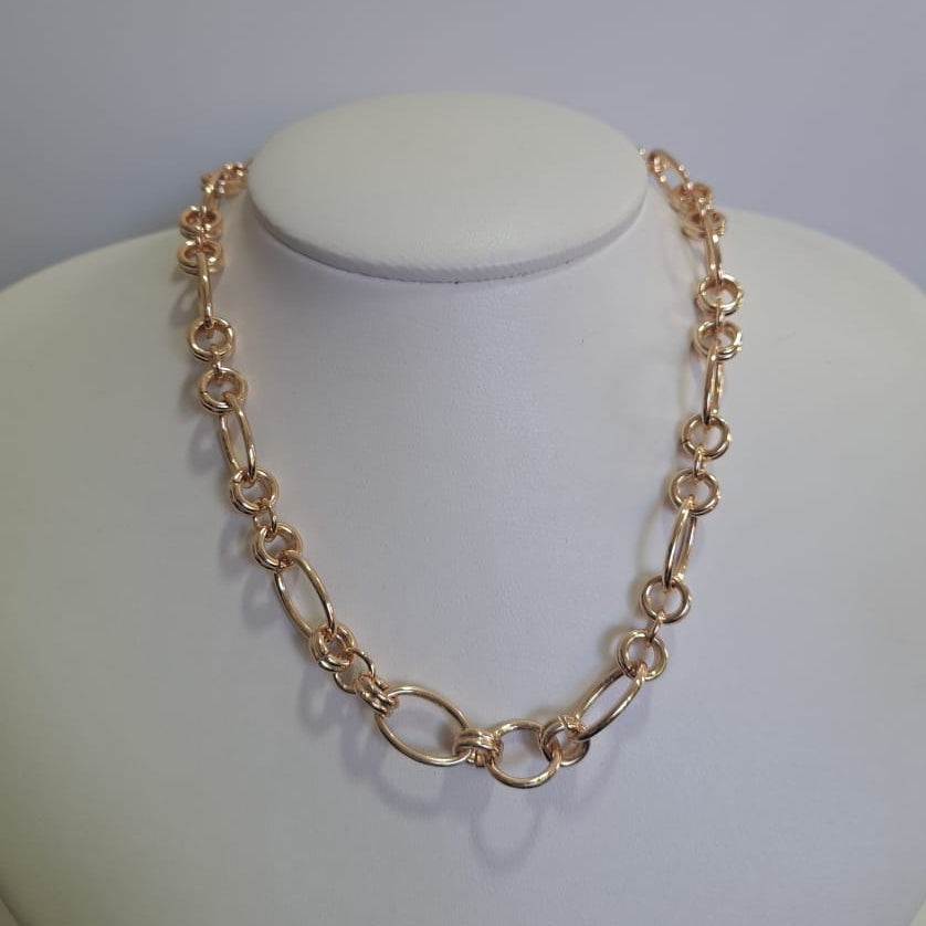 Colar Elos T Correntes Douradas