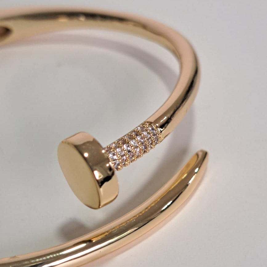 Bracelete Prego  Cravejado