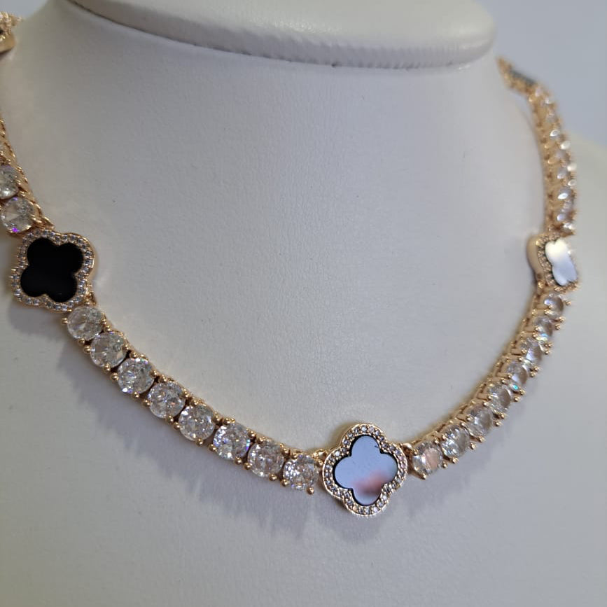 Conjunto Especial Flor VC Preto Zircônias