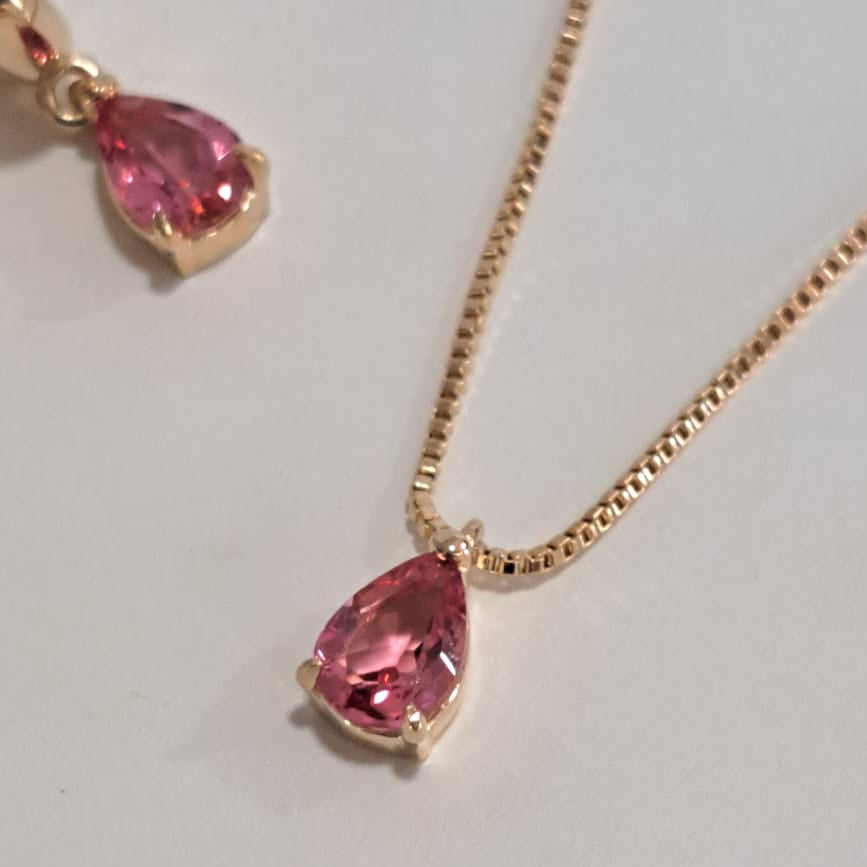 Conjunto Especial Gota Rosa