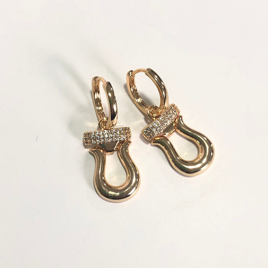 Conjunto Especial Coração Vazado Zircônias Brinco e Colar